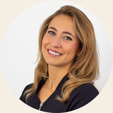 Dra. Laura Medina